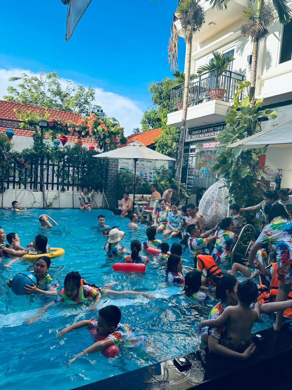 Muine Sports Resort Фан Тиет Екстериор снимка
